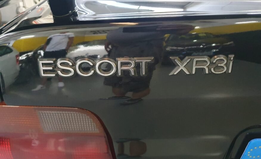 FORD ESCORT XR3