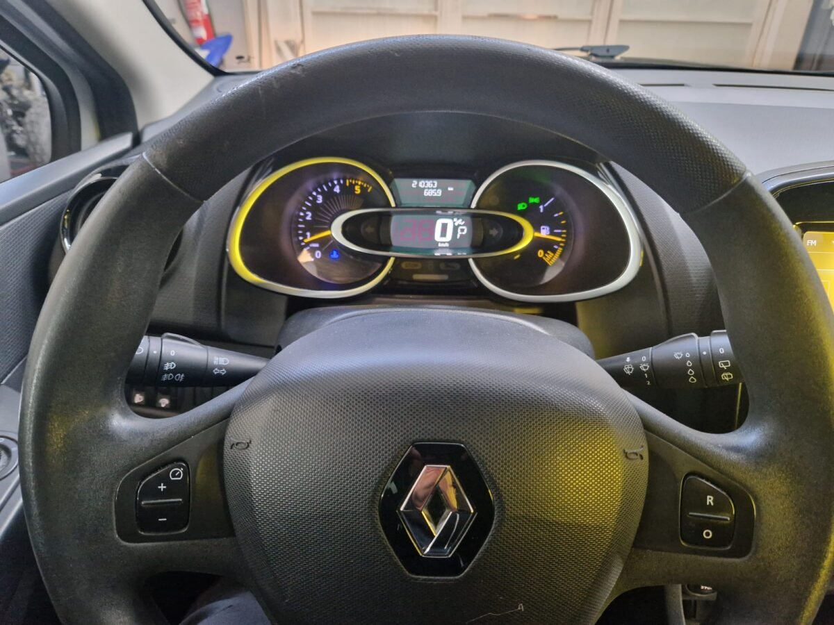 RENAULT Clio 1.5 DCI