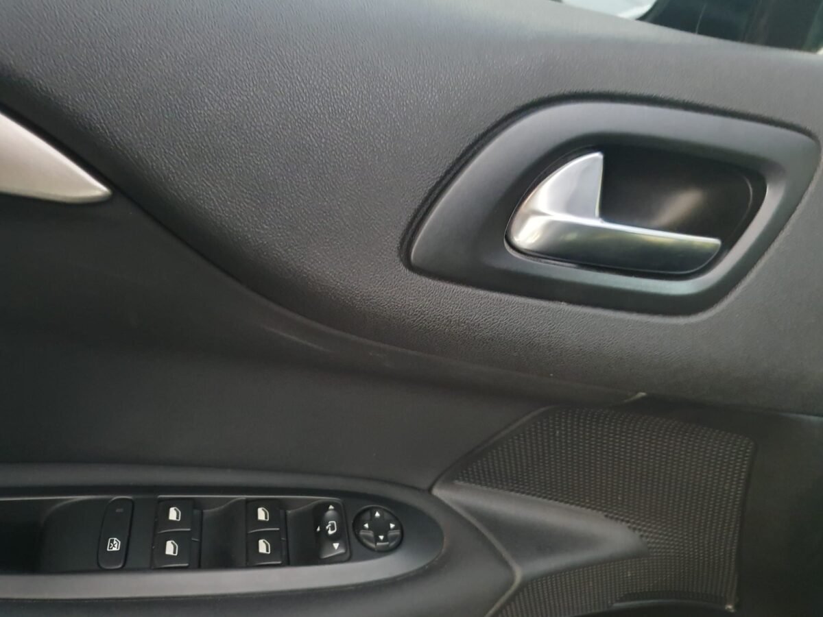 CITROEN C4 1.2 LIVE EDITION