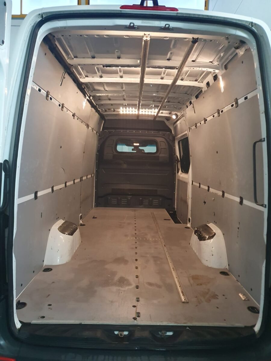 MERCEDES SPRINTER 314 MERCEDES SPRINTER 314CDI LARGO T.E. 7G TRONIC PLUS 4 PUERTAS