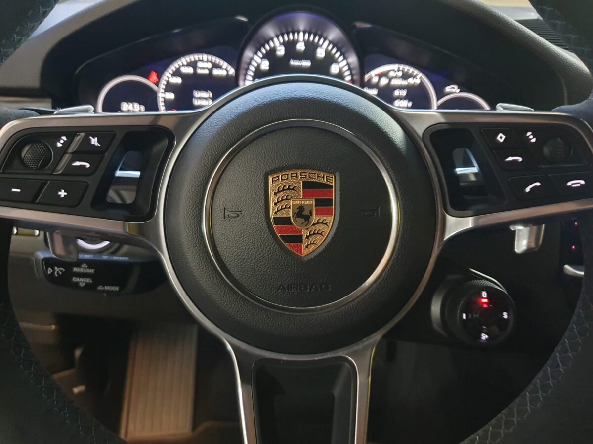 PORSCHE CAYENNE COUPE 3.0 340CV plus quattro tiptronic 5p.