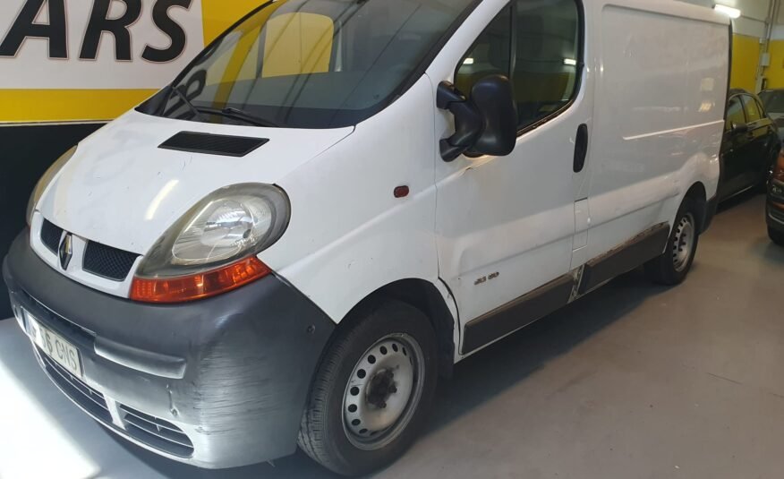 RENAULT TRAFIC 27 CORTO NORMAL DCI80