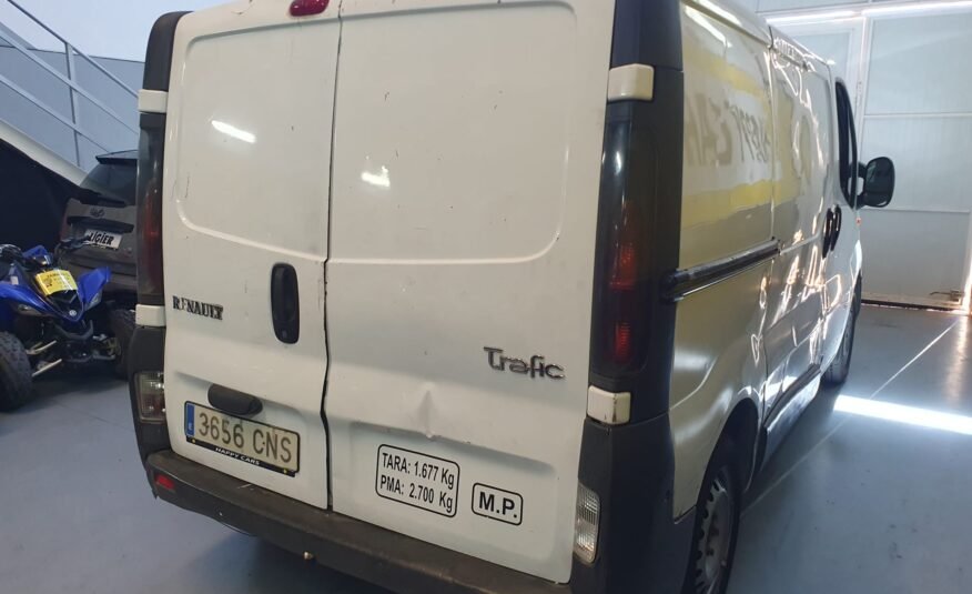 RENAULT TRAFIC 27 CORTO NORMAL DCI80