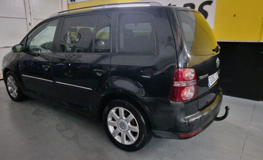 VOLKSWAGEN TOURAN 7 PLAZAS 1.9TDI