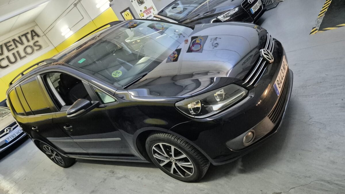 VOLKSWAGEN TOURAN 7 PLAZAS 1.6 TDI