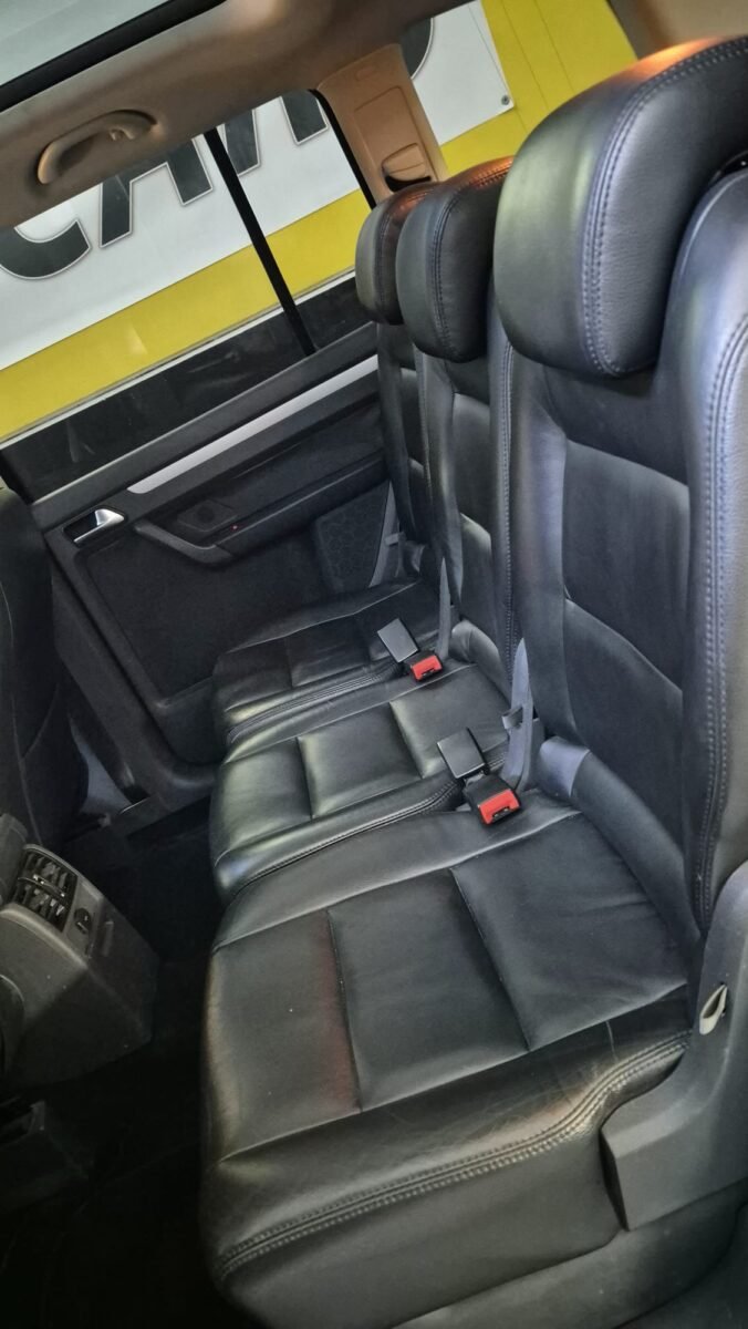 VOLKSWAGEN TOURAN 7 PLAZAS 1.6 TDI