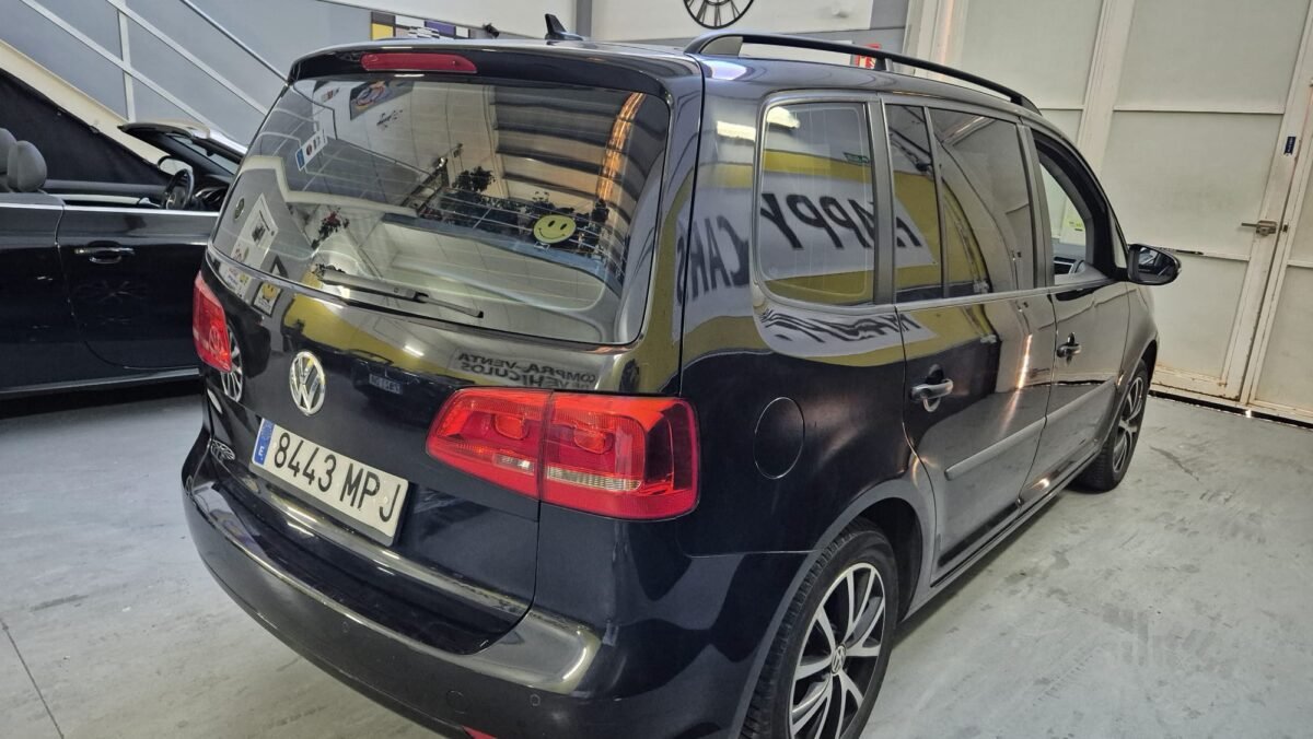 VOLKSWAGEN TOURAN 7 PLAZAS 1.6 TDI