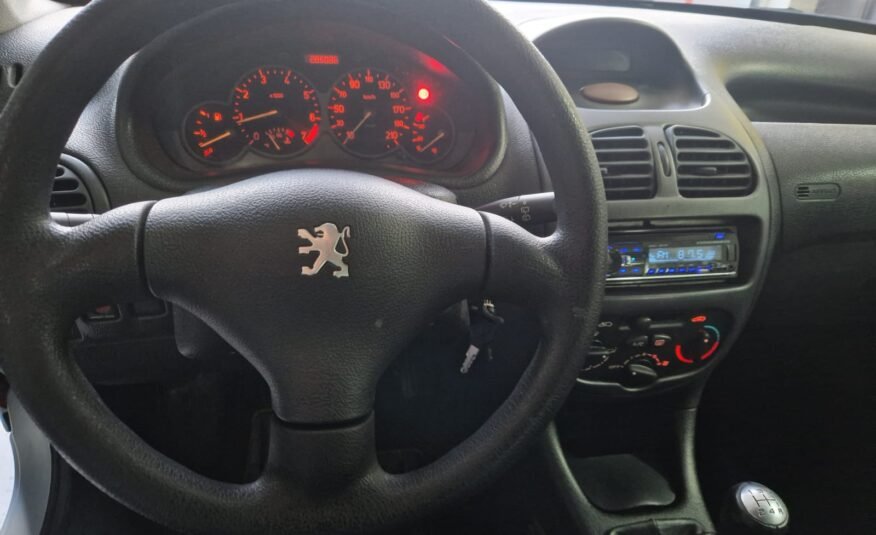 PEUGEOT 206 1.4