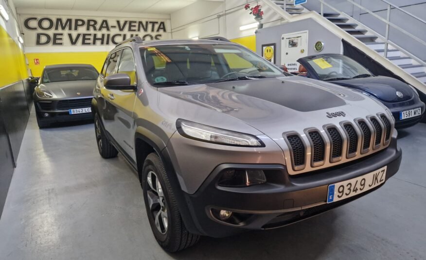 JEEP CHEROKEE TRAIL RATED 3.2