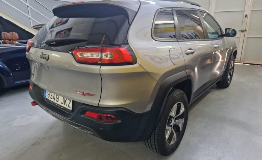 JEEP CHEROKEE TRAIL RATED 3.2