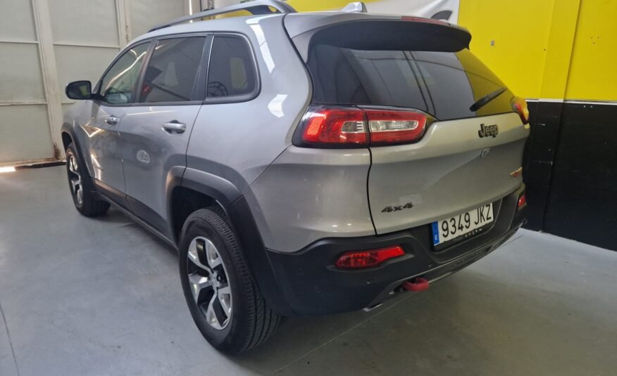 JEEP CHEROKEE TRAIL RATED 3.2