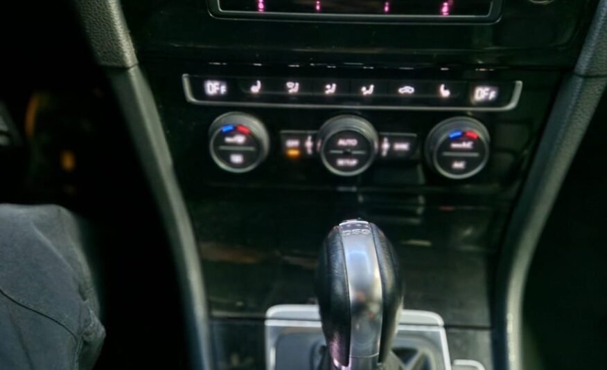 VOLKSWAGEN GOLF 7 1.6 TDI DSG