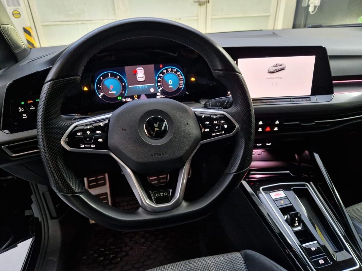 VOLKSWAGEN GOLF GTD 8 2.0 TDI