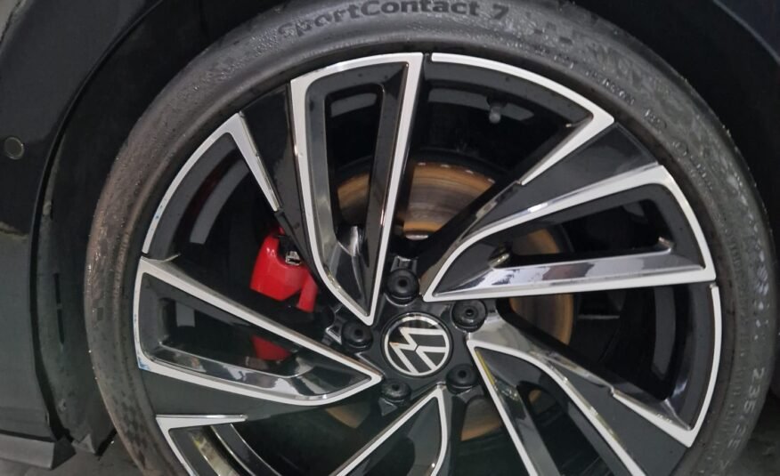 VOLKSWAGEN GOLF GTD 8 2.0 TDI