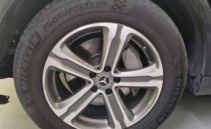 MERCEDES-BENZ GLC 220 CDI