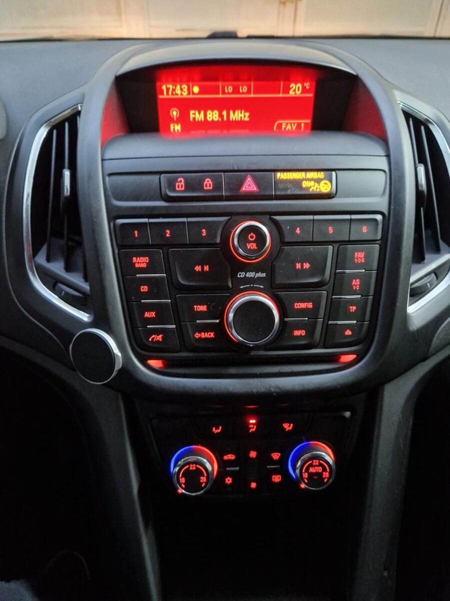 OPEL ZAFIRA TOURER 1.6 CDTI