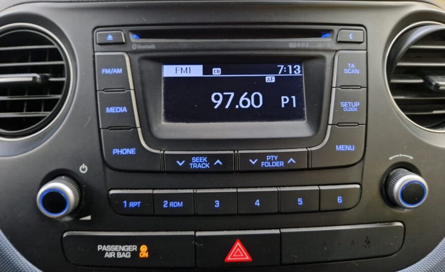 HYUNDAI i10 1.0CC