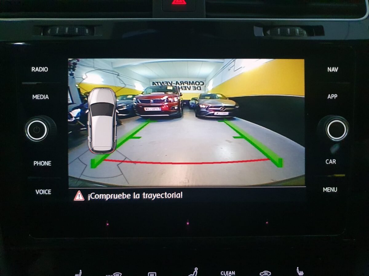 VOLKSWAGEN GOLF 8 GTI TCR 2.0 TSI