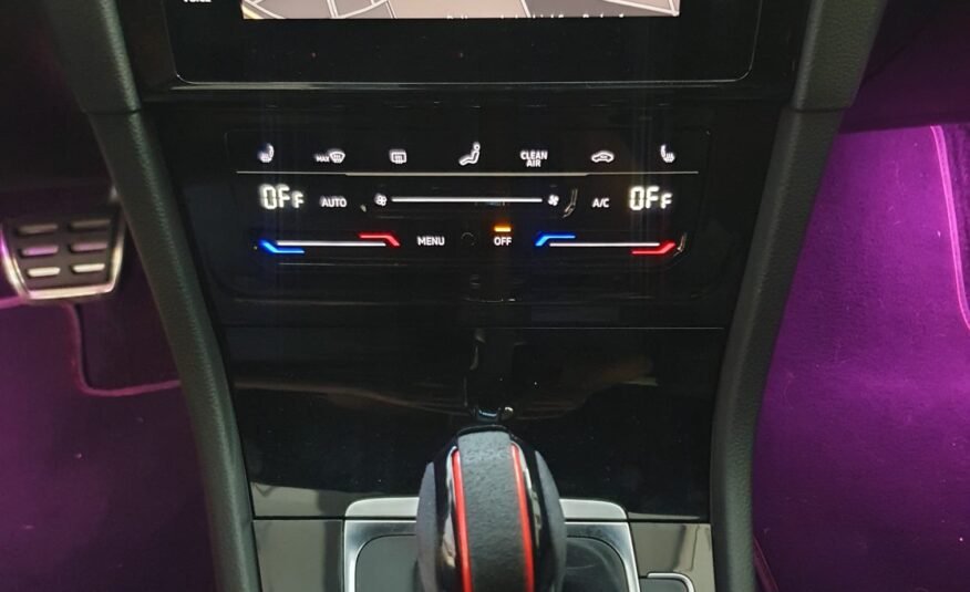 VOLKSWAGEN GOLF 8 GTI TCR 2.0 TSI