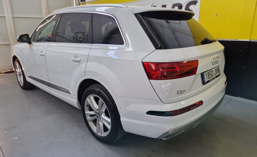 AUDI Q7 3.0TDI