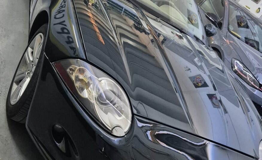 JAGUAR XK COUPE 4.2 CC