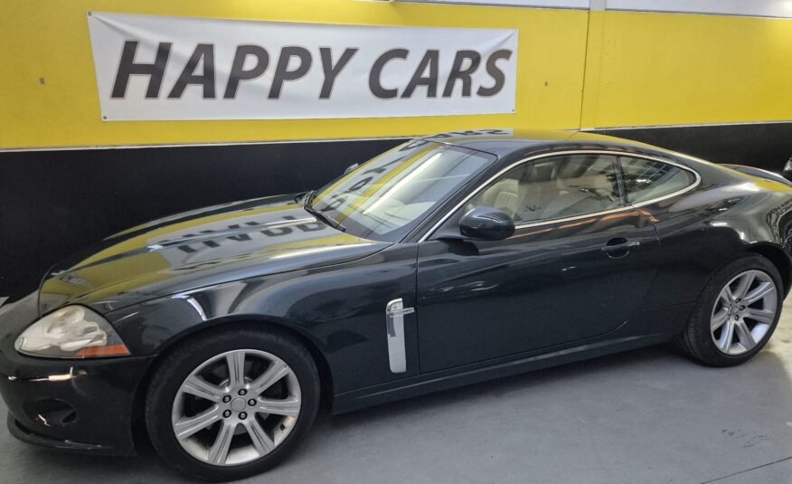 JAGUAR XK COUPE 4.2 CC
