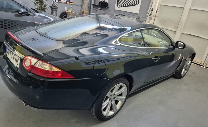 JAGUAR XK COUPE 4.2 CC
