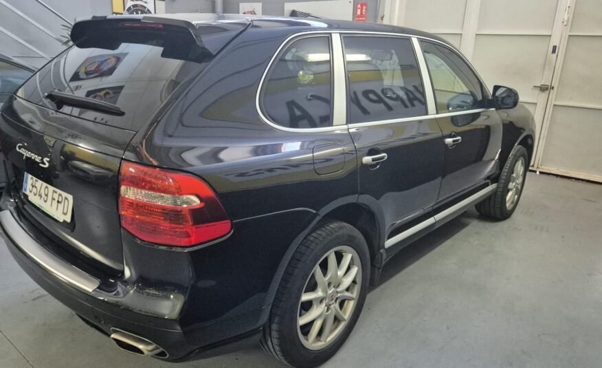 PORSCHE CAYENNE S 4.8CC
