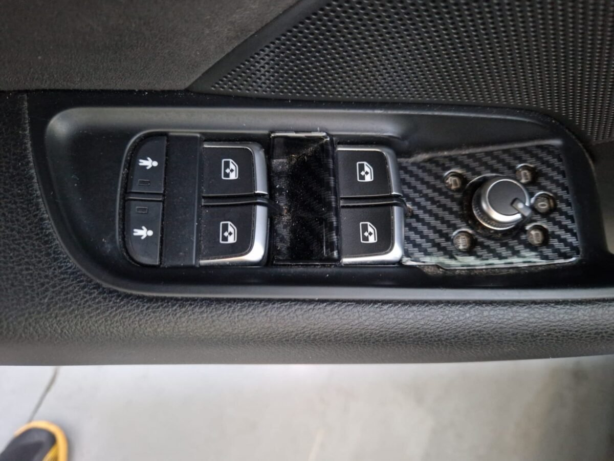 AUDI A3 S LINE SPORTBACK 2.0 TDI