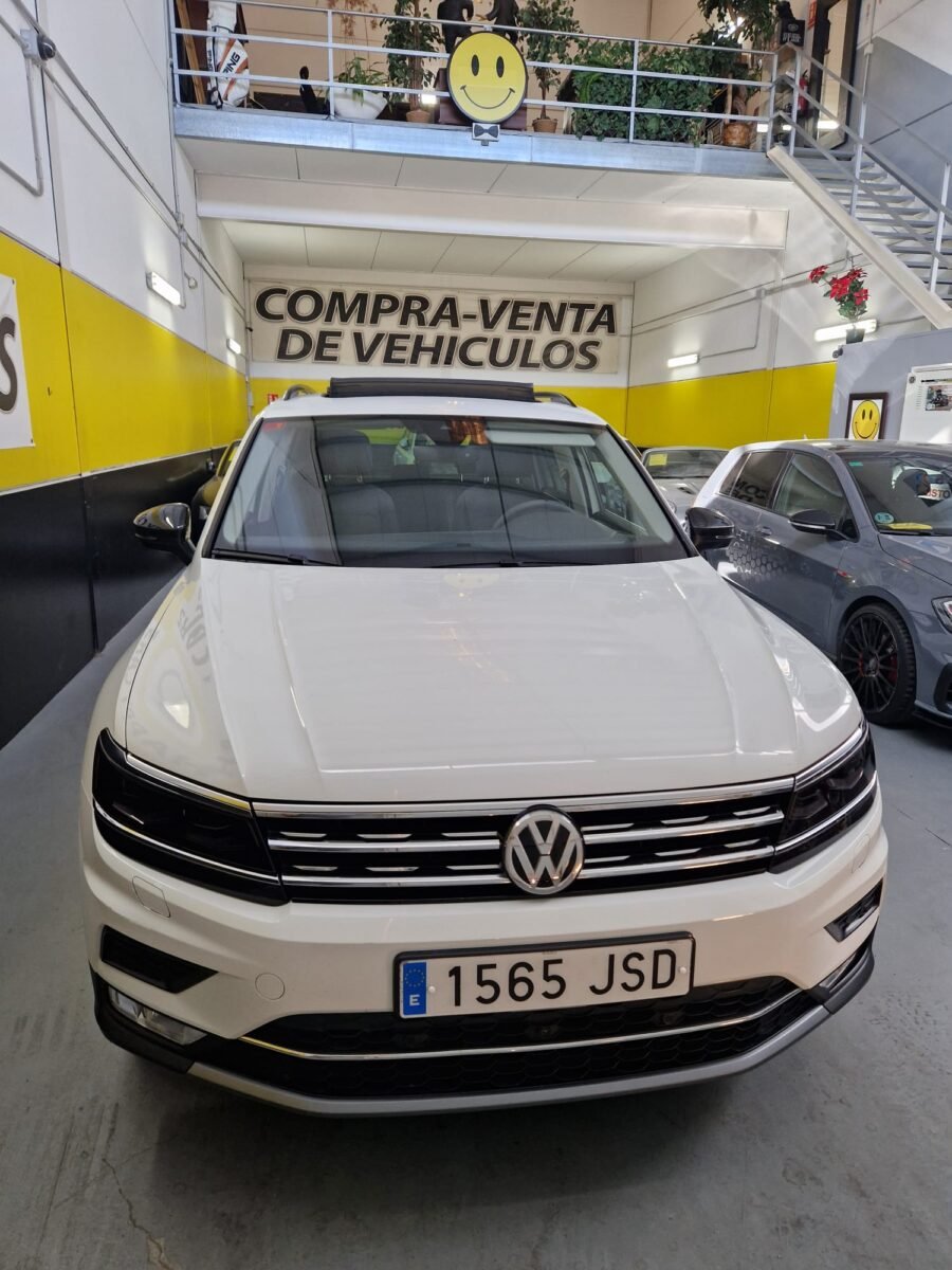 VOLKSWAGEN TIGUAN R-LINE 4 MOTION 2.0 TDI