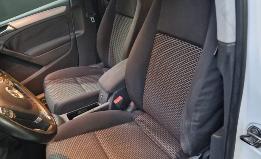 VOLKSWAGEN GOLF 6 1.6 TDI