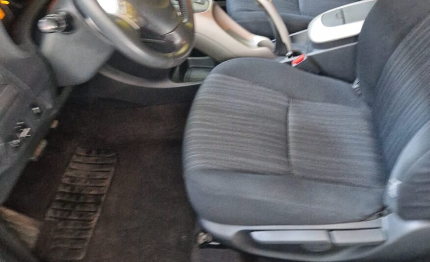 TOYOTA AURIS 1.4D4D 90CV
