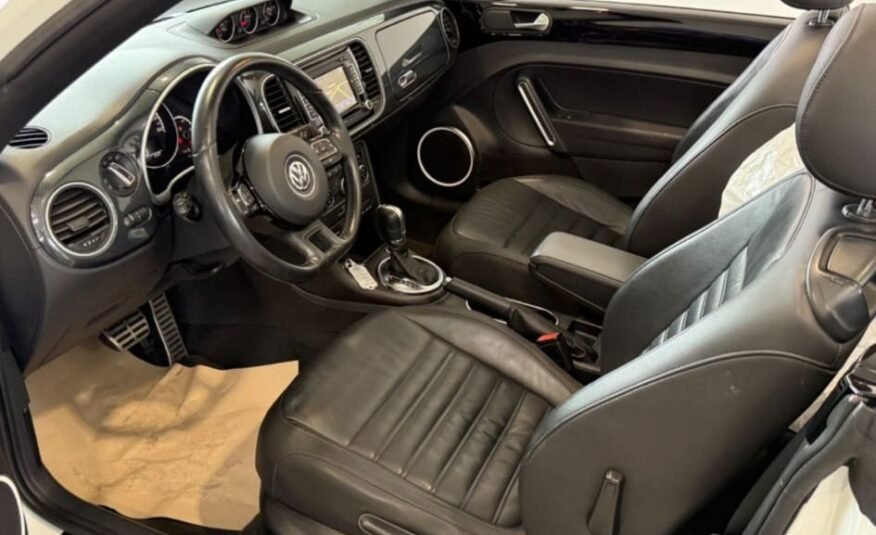 VOLKSWAGEN BEETLE CABRIO 2.0TD I 140CV