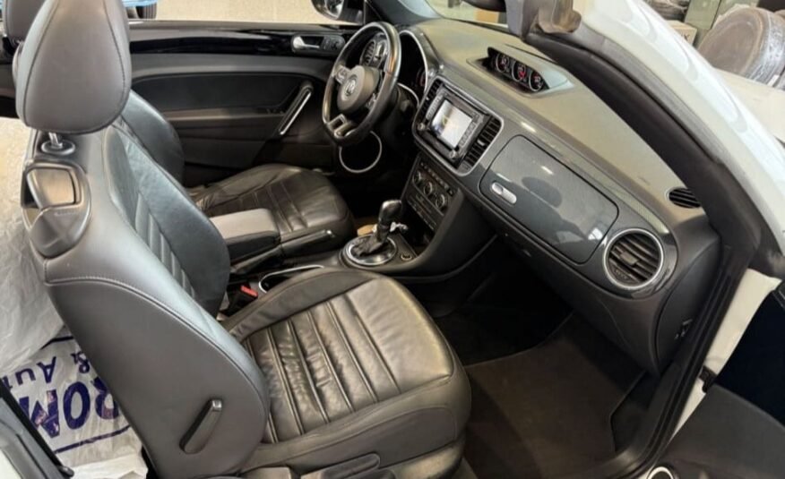 VOLKSWAGEN BEETLE CABRIO 2.0TD I 140CV