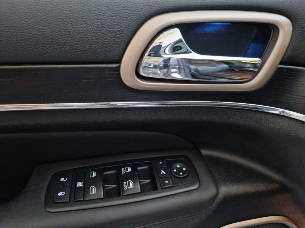 JEEP GRAND CHEROKEE SUMMIT 3.0CRD V6 250CV