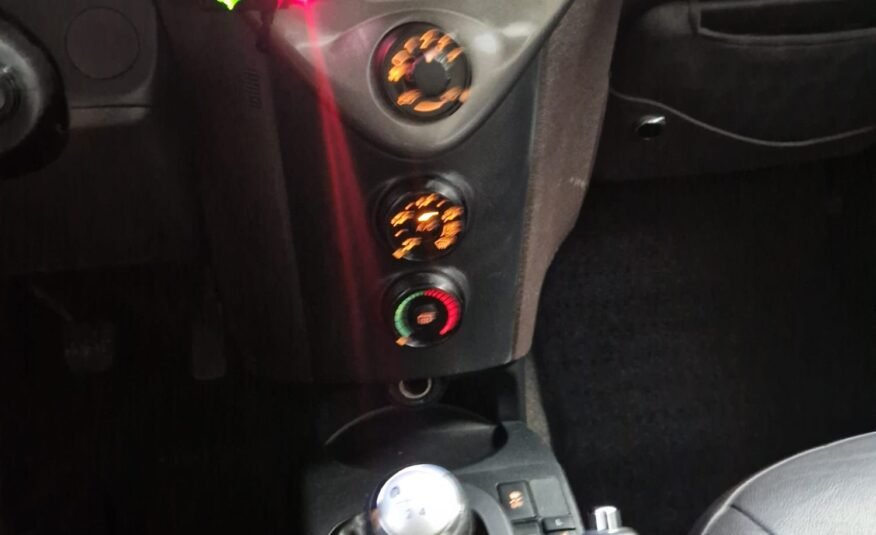 TOYOTA IQ 1.0CC 68CV