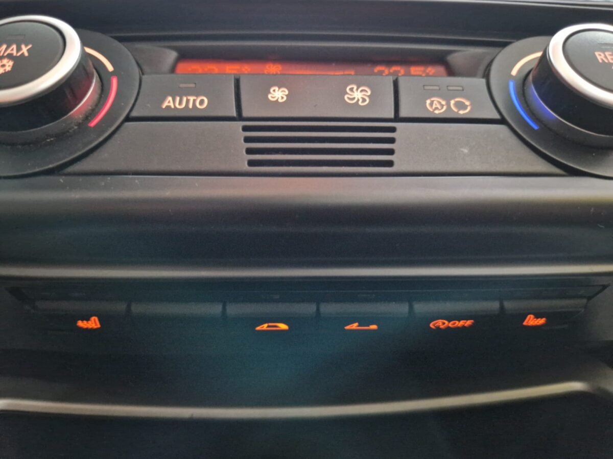 BMW SERIE 1 120D 2.0D 142CV