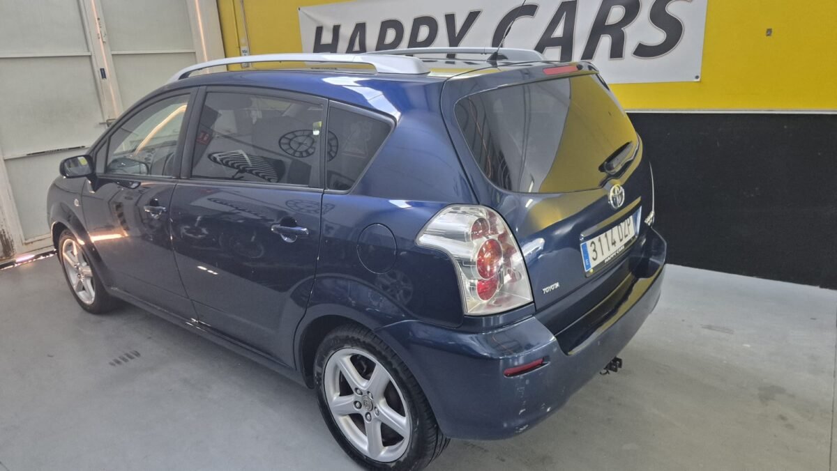 TOYOTA COROLLA VERSUS 7 PLAZAS 2.0D 170CV