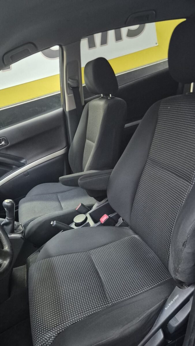 TOYOTA COROLLA VERSUS 7 PLAZAS 2.0D 170CV