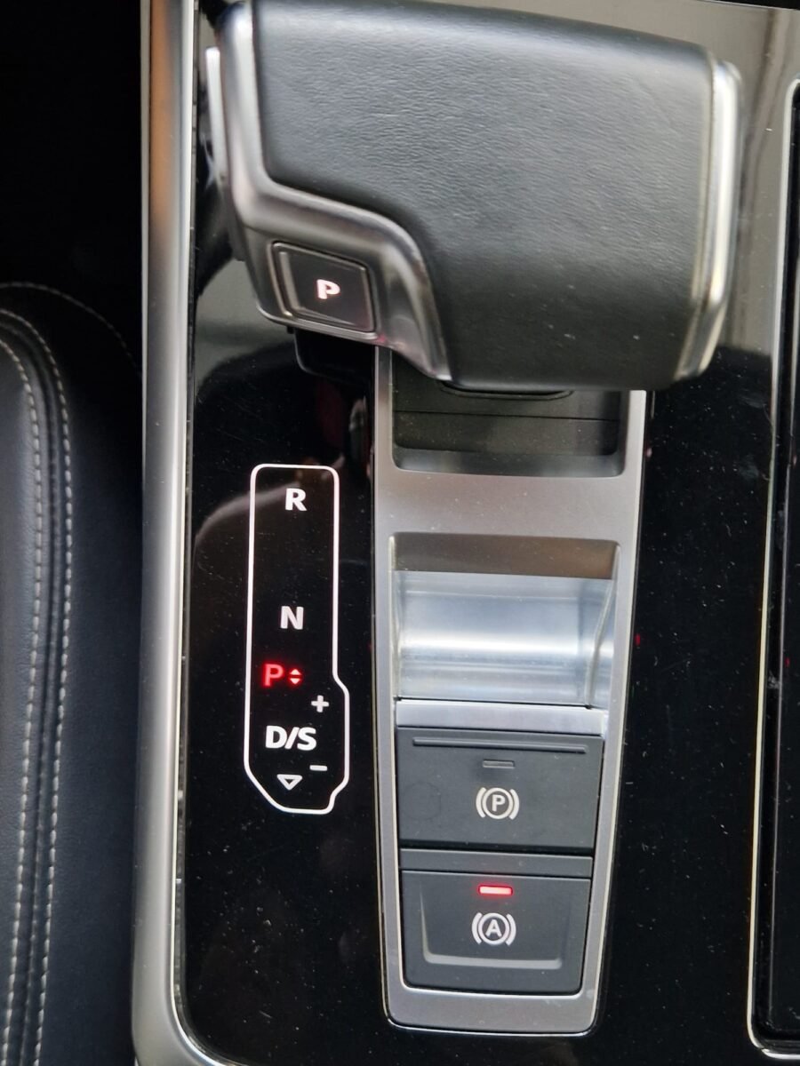 AUDI Q8 45 3.0TDI 231CV