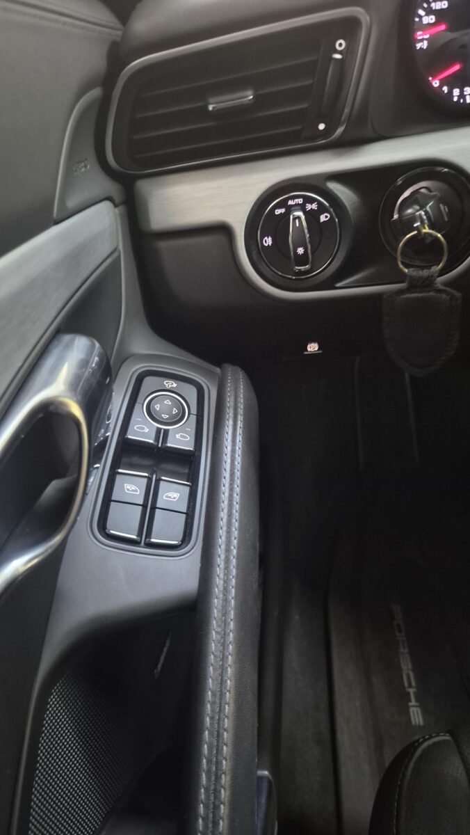 PORSCHE 911 CARRERA 2 3.0CC 370CV