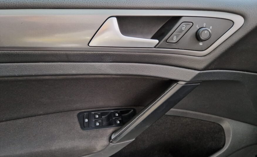 VOLKSWAGEN GOLF 1.6TDI 105CV