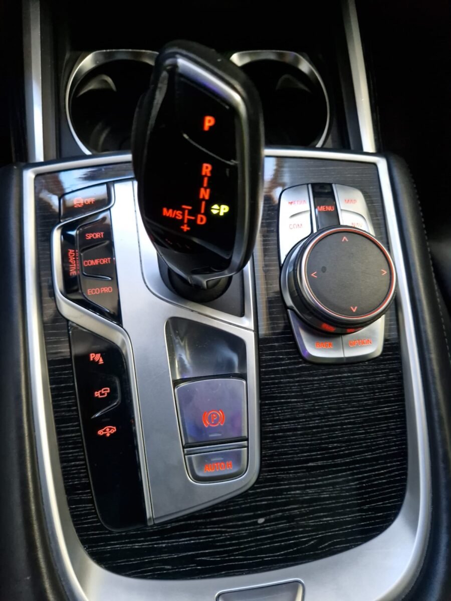 BMW 730D PACK M 3.0D 258CV