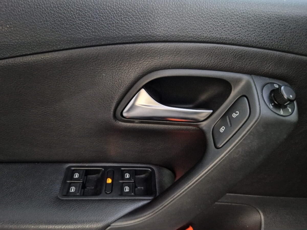 VOLKSWAGEN POLO GTI 1.4TFSI 180CV