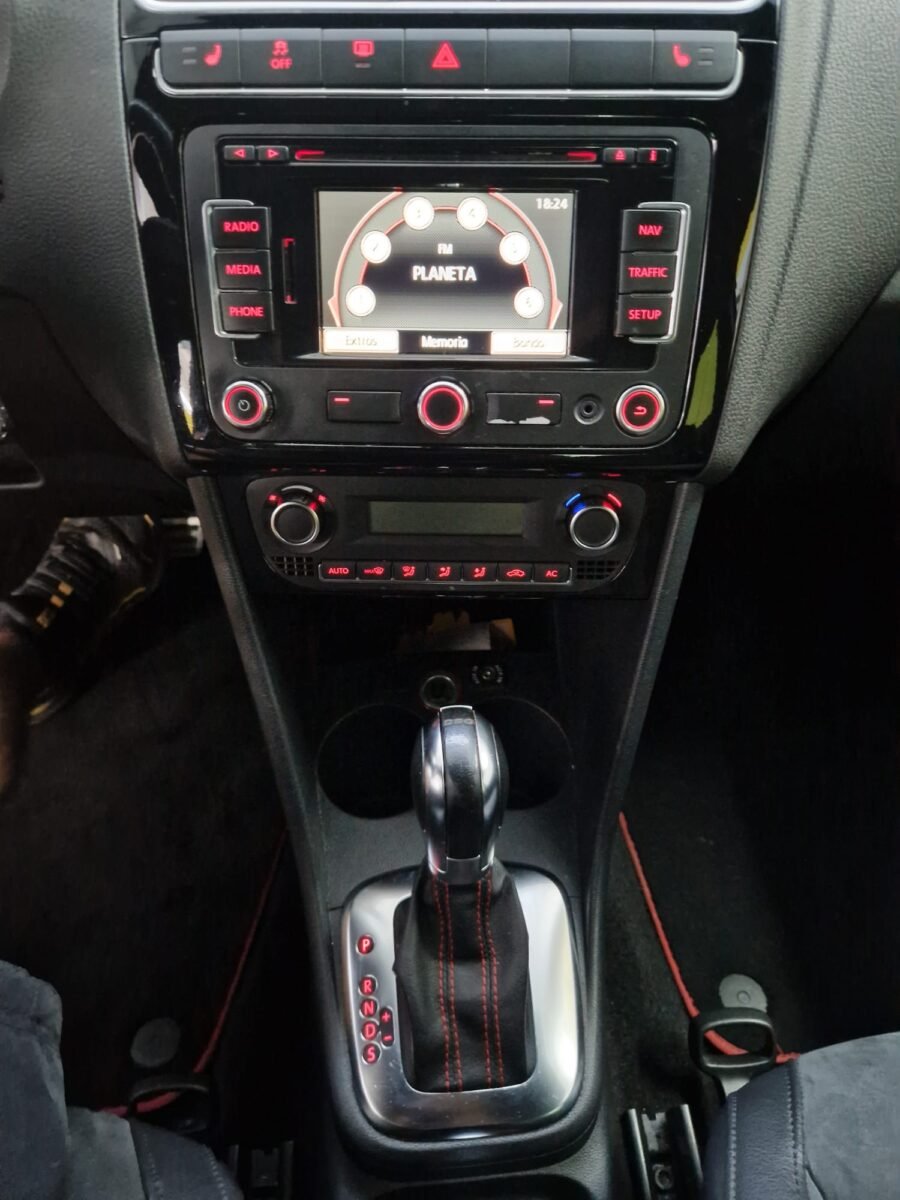 VOLKSWAGEN POLO GTI 1.4TFSI 180CV
