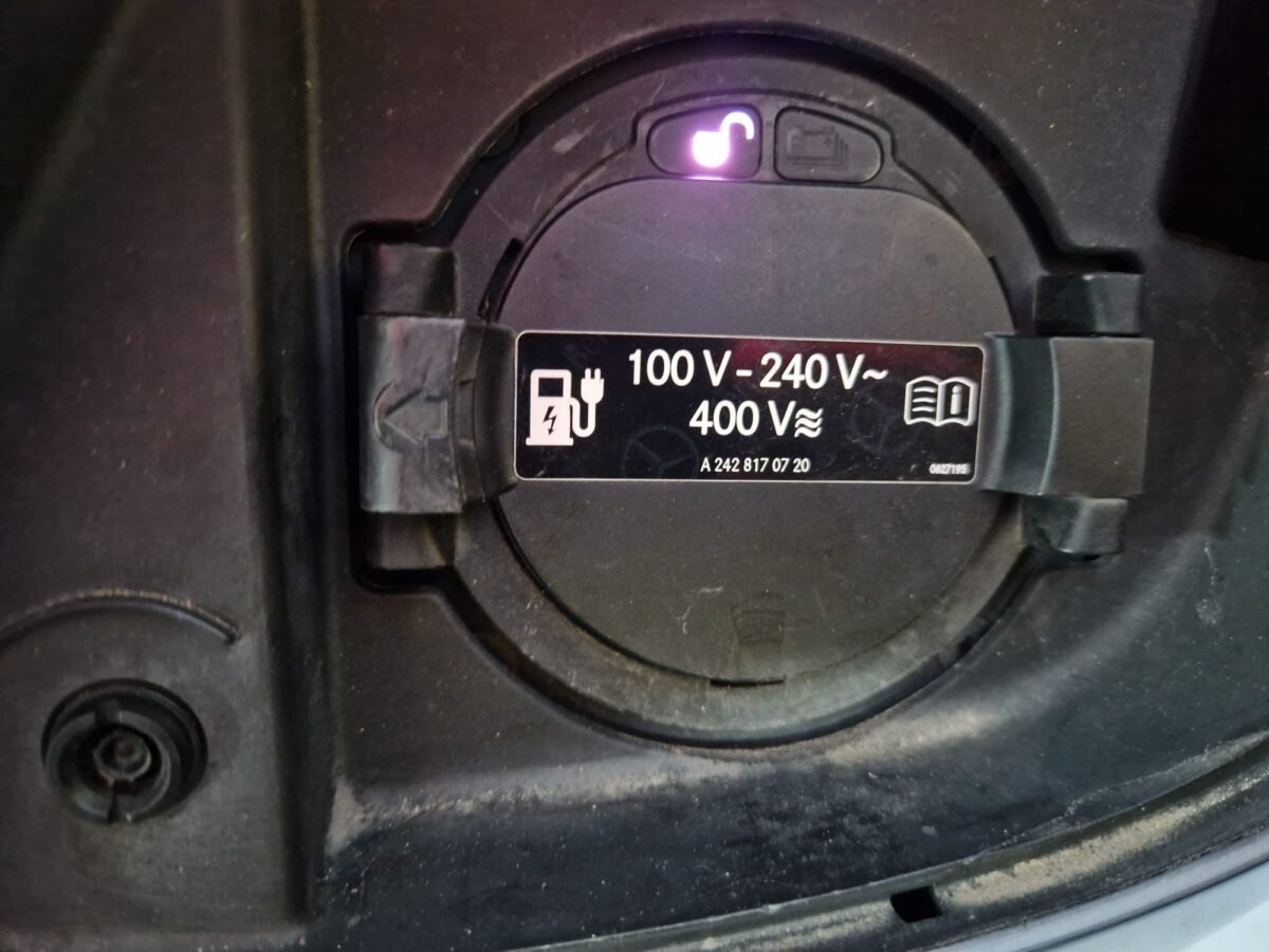 MERCEDES GLC COUPE 300D 306CV AMG LINE