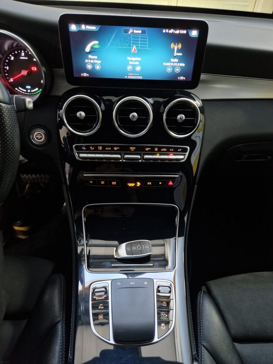 MERCEDES GLC COUPE 300D 306CV AMG LINE