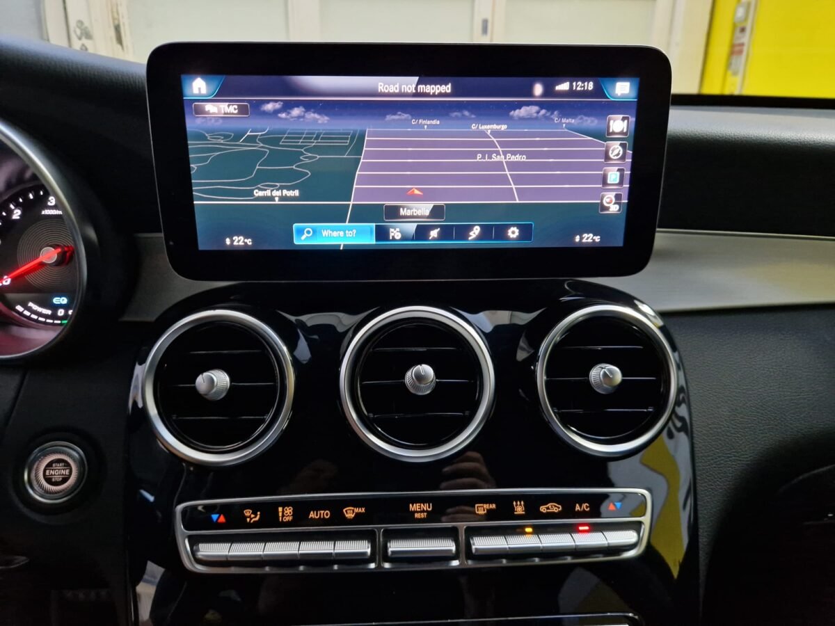 MERCEDES GLC COUPE 300D 306CV AMG LINE