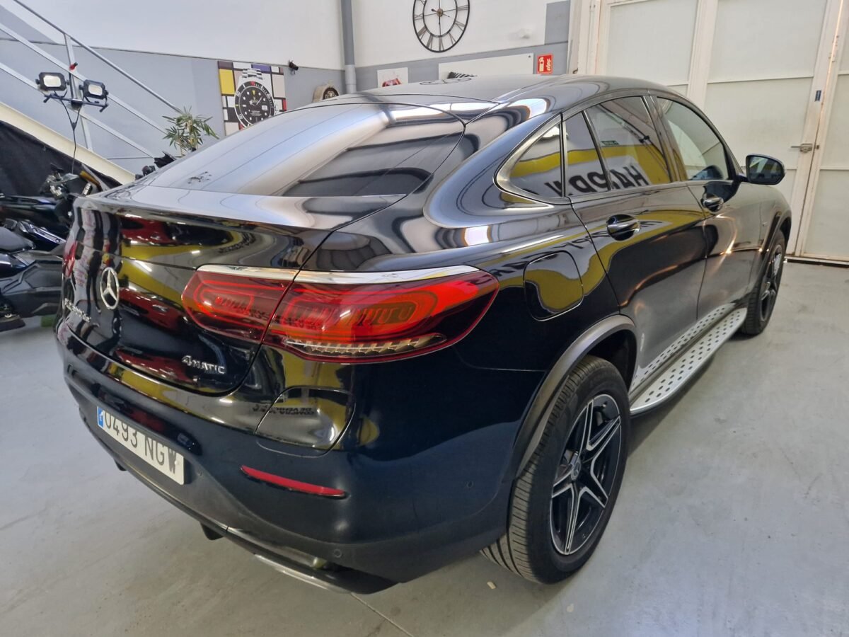 MERCEDES GLC COUPE 300D 306CV AMG LINE