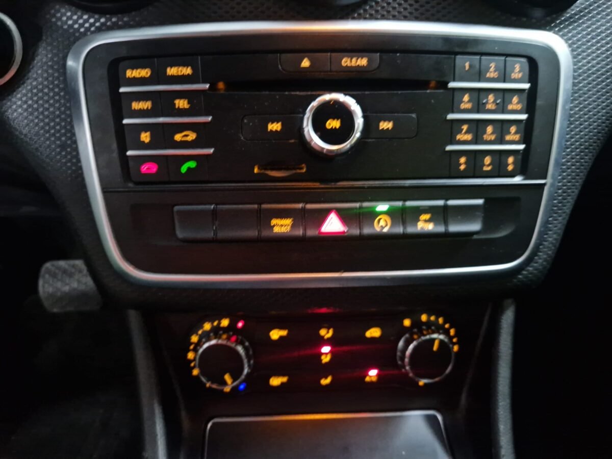 MERCEDES CLASE A PACK AMG 1.5D 120CV